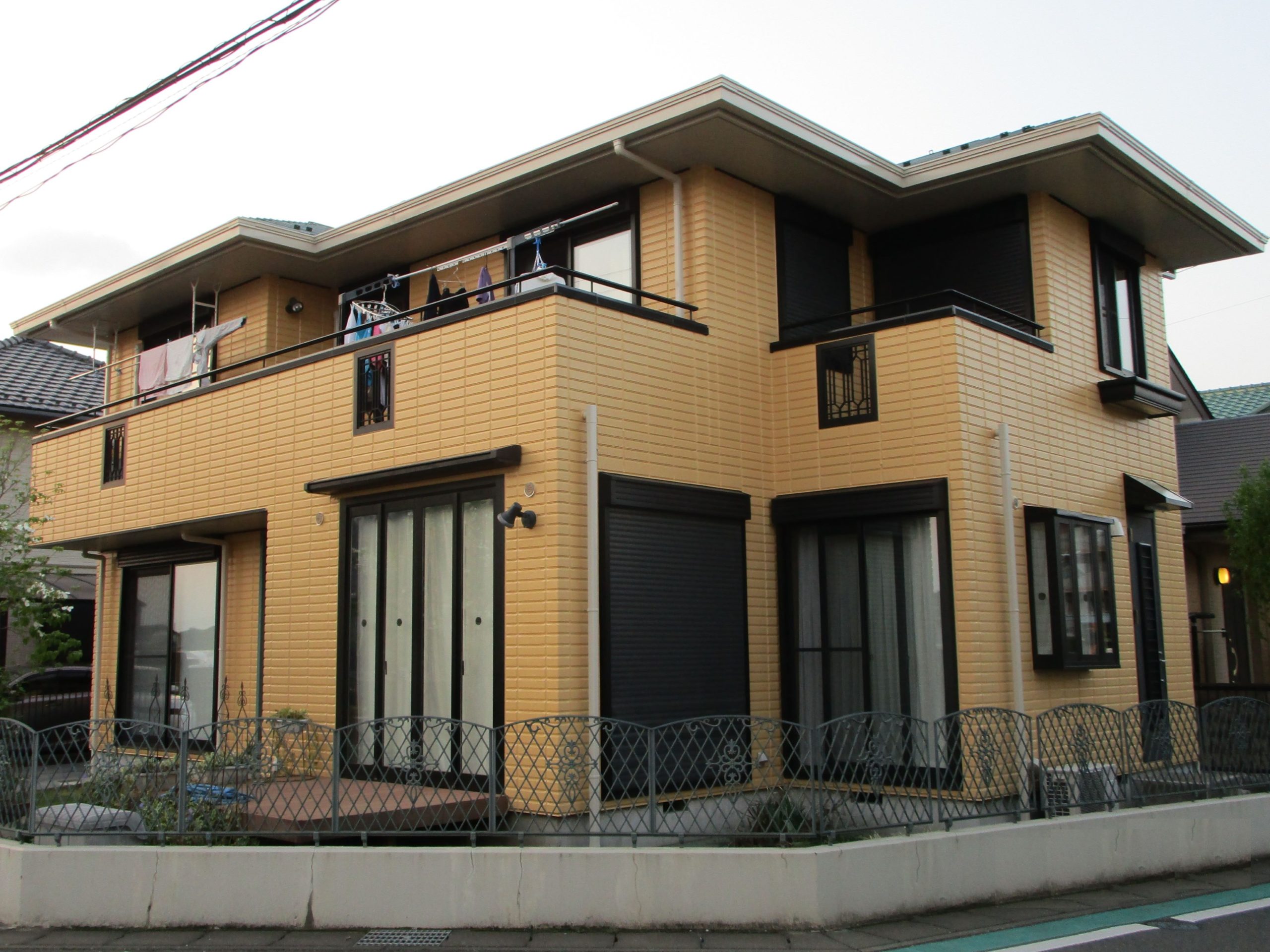 下野市O様邸：屋根・外壁塗装の施工例